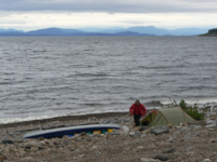 \epsfig{%
file=stuff/manicouagan/widelake.ps,height=35mm}